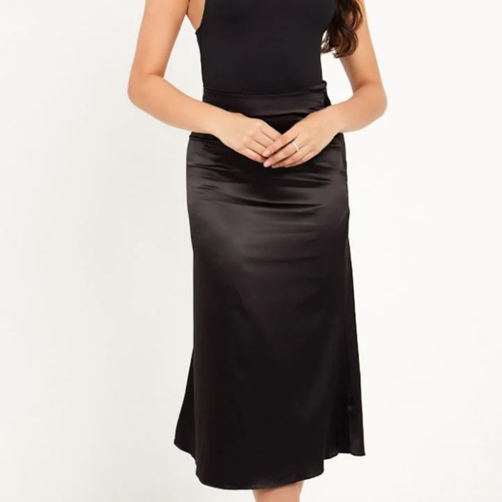NEW Satin midi skirt